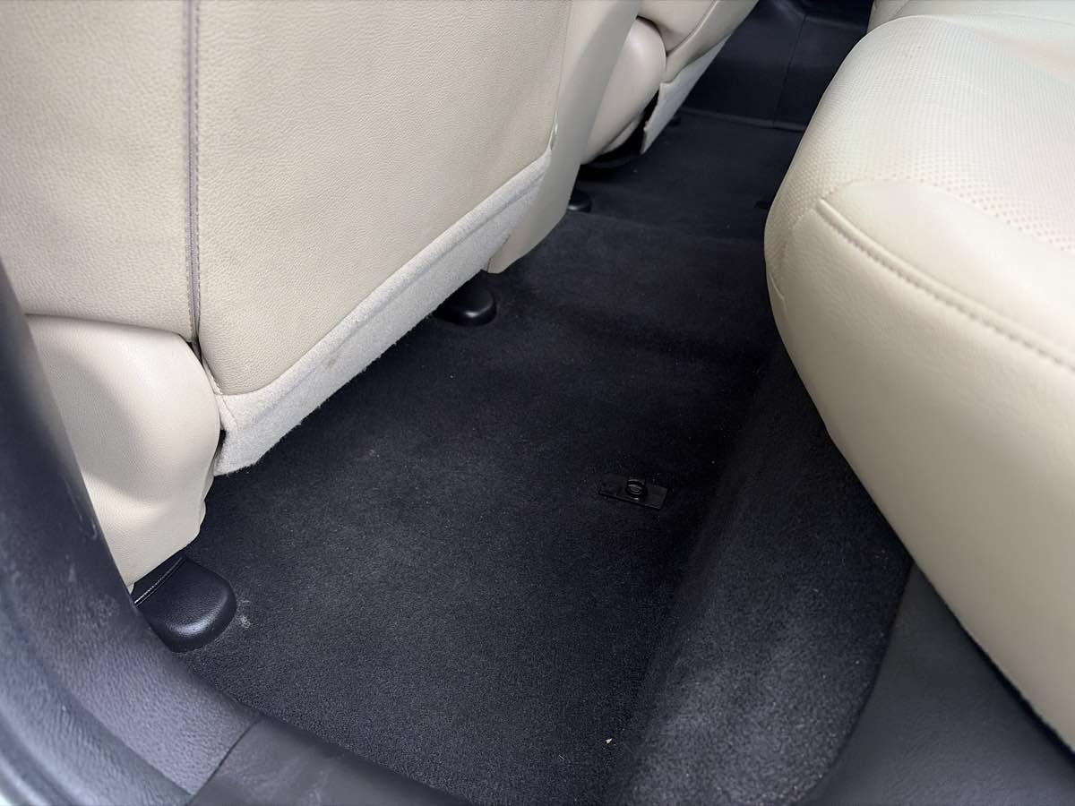 Used 2013 Acura ILX w/ Premium Package FWD image 15
