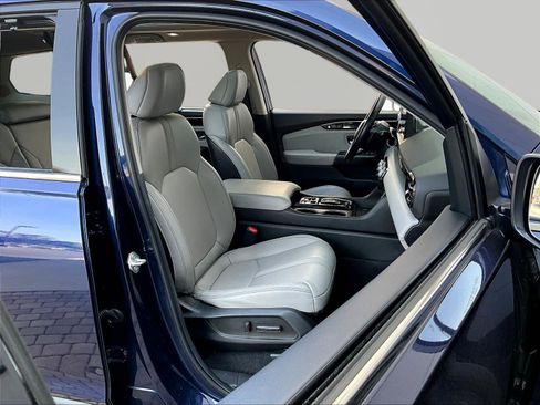 Used 2024 Honda Pilot Touring image 30