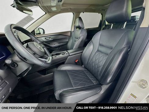 Certified 2023 Nissan Rogue Platinum w/ Platinum Premium Package AWD/4WD image 22
