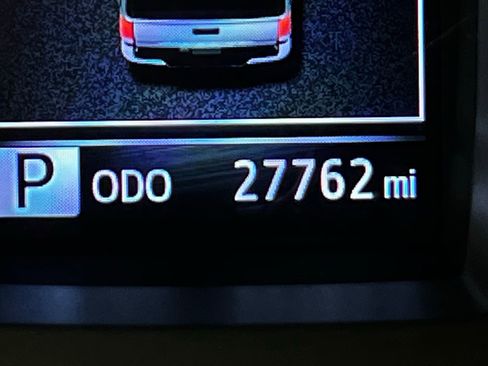 Certified 2022 Toyota Tacoma SR5 image 17