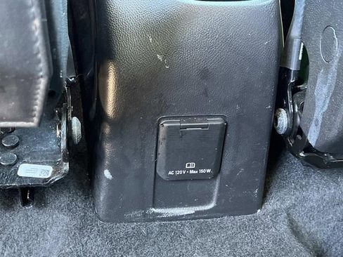 Used 2020 Chevrolet Trax LT w/ LT Convenience Package image 13