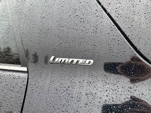 Used 2023 Toyota 4Runner Limited image 10