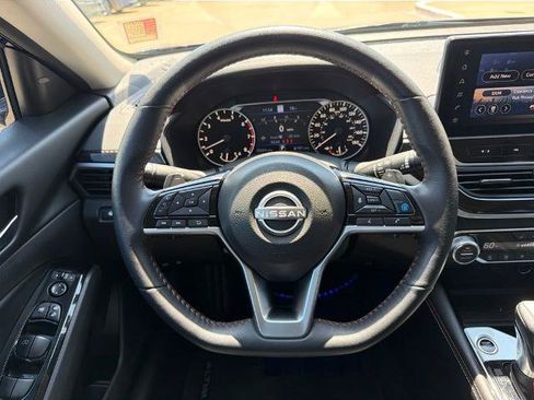 Certified 2024 Nissan Altima 2.0 SR FWD image 24