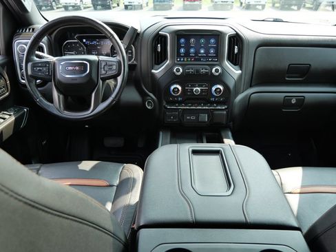 Used 2022 GMC Sierra 3500 AT4 w/ AT4 Premium Plus Package AWD/4WD image 25
