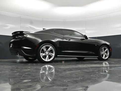 Used 2019 Chevrolet Camaro SS RWD image 56