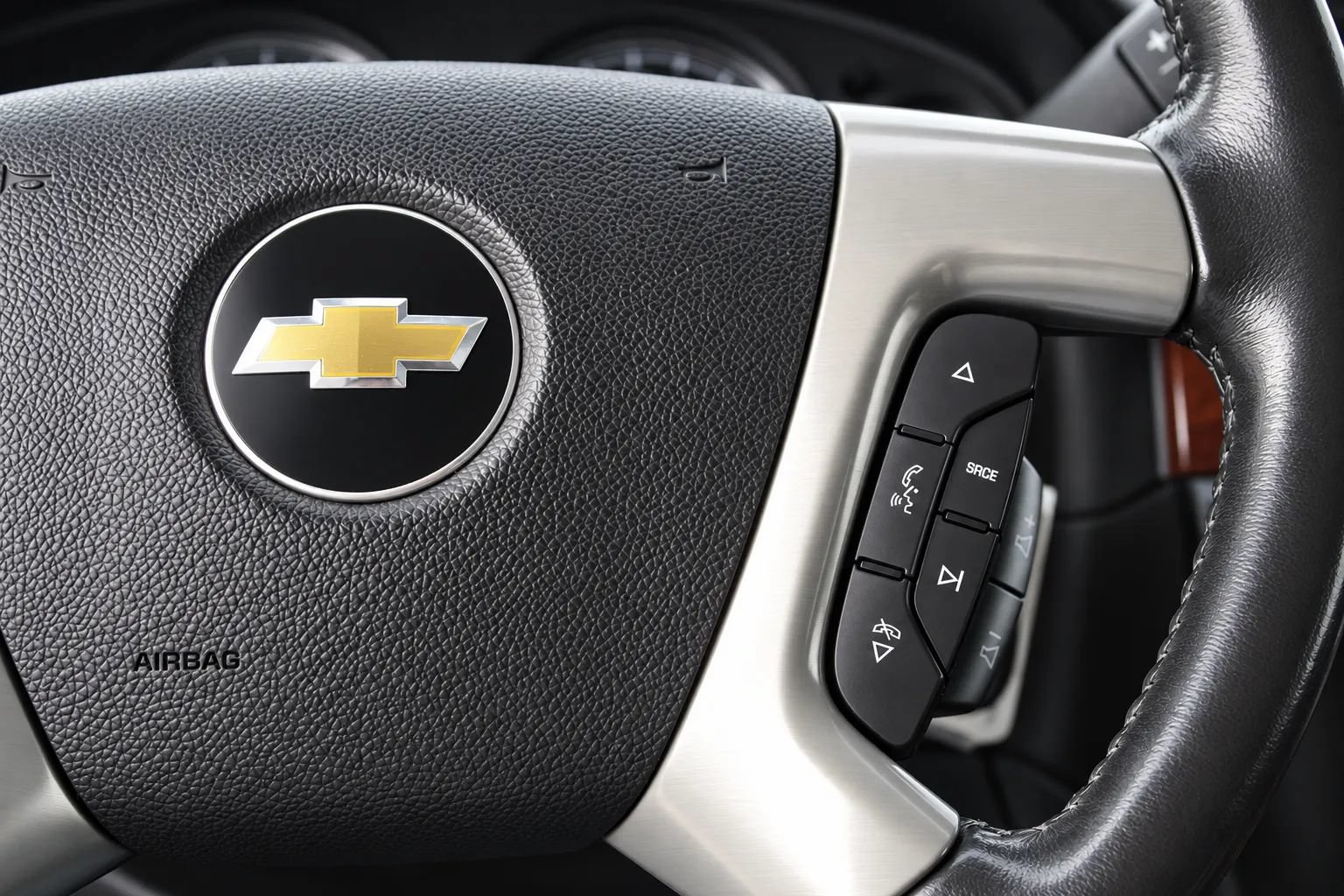Used 2011 Chevrolet Avalanche LT AWD/4WD image 19