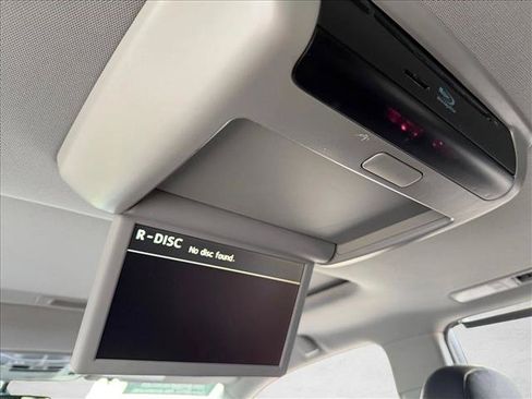 Used 2014 Toyota Highlander Limited FWD image 19