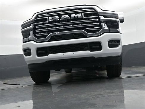 New 2026 RAM 2500 Limited image 35