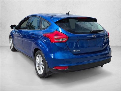 Used 2018 Ford Focus SE FWD image 7