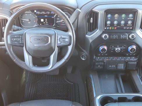 Used 2023 GMC Sierra 2500 Denali w/ Denali Ultimate Package image 32