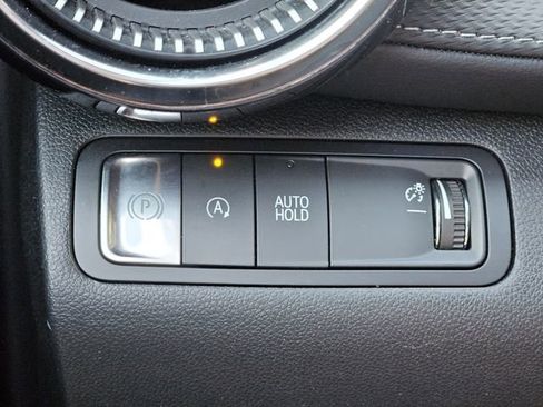 Used 2025 Chevrolet Equinox LT FWD image 20