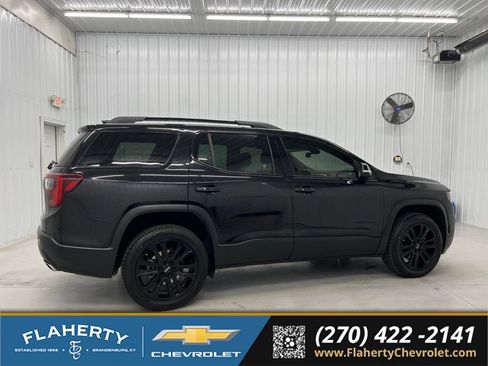 Used 2023 GMC Acadia SLE w/ Driver Convenience Package FWD image 2