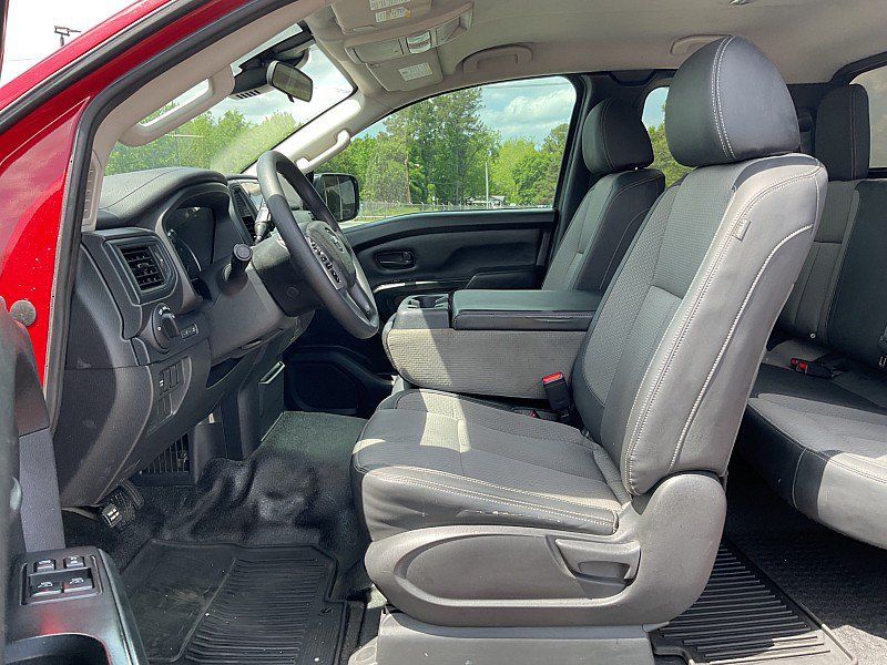 Used 2021 Nissan Titan S w/ S Utility Package RWD image 10
