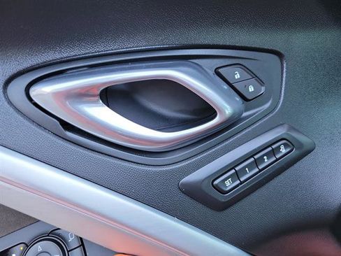 Used 2018 Chevrolet Camaro LT w/ Hot Wheels Edition image 9