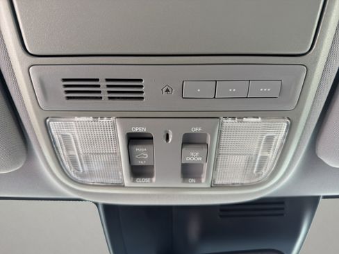 Used 2018 Honda CR-V EX-L image 15