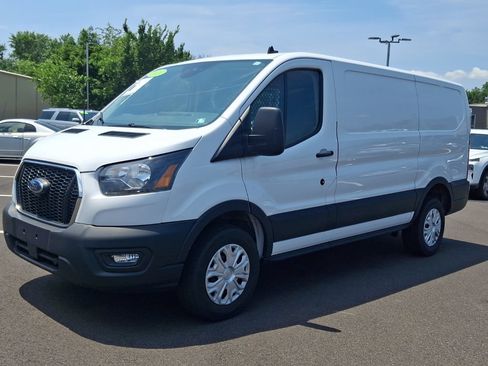 Used 2024 Ford Transit 250 Low Roof w/ Exterior Upgrade Package RWD image 6