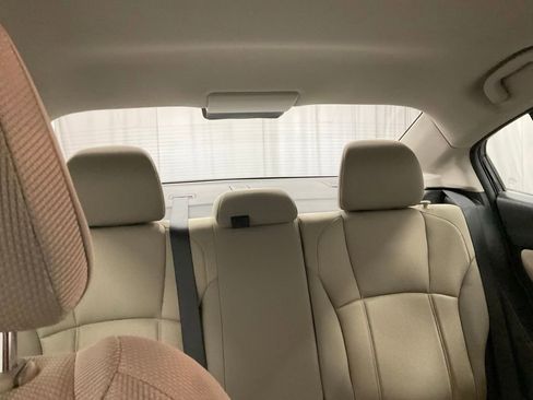 Used 2018 Subaru Impreza 2.0i image 23