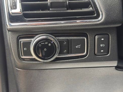 Used 2019 Lincoln Navigator L Reserve AWD/4WD image 19