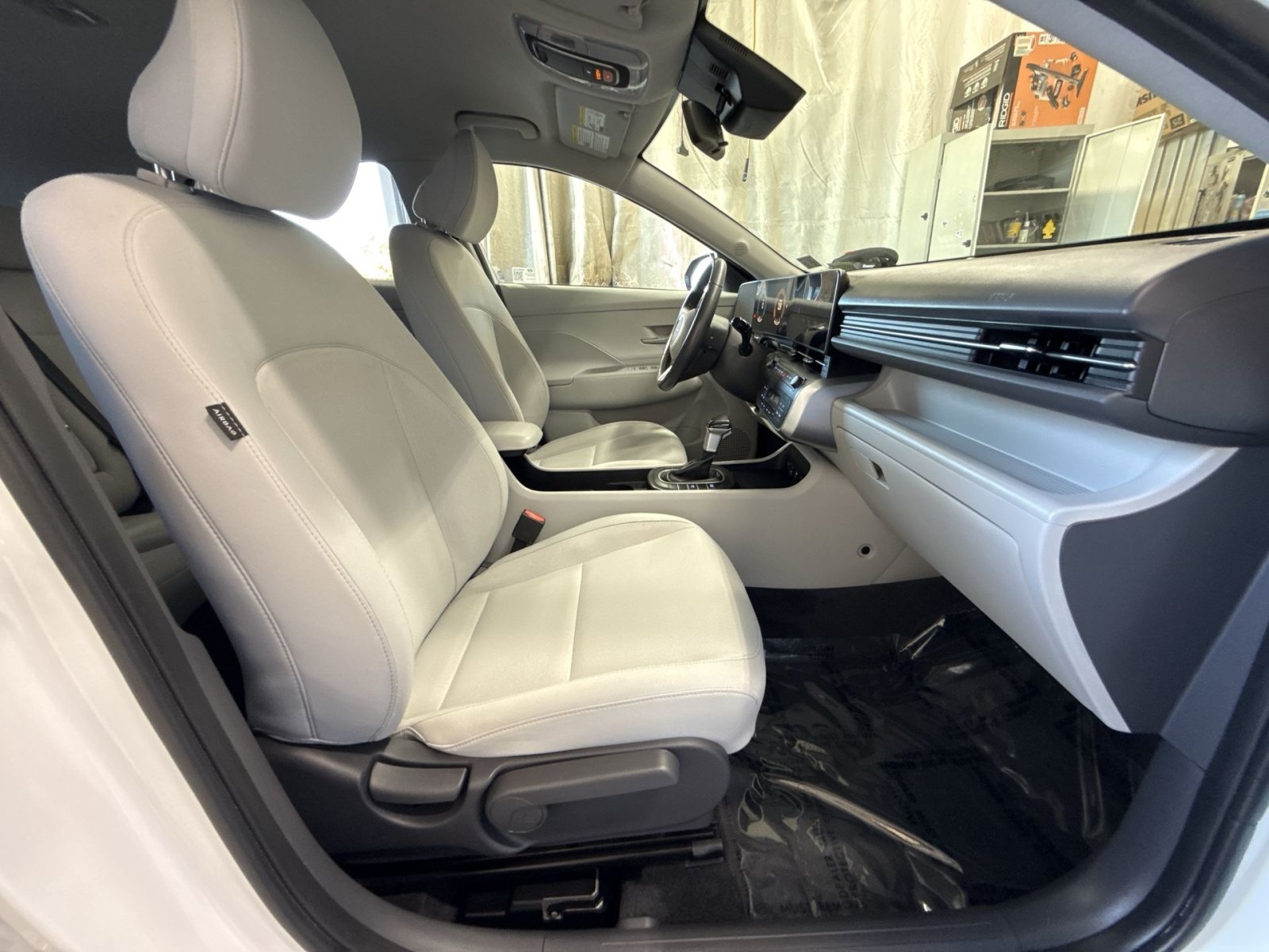Certified 2025 Hyundai Kona SEL FWD image 27