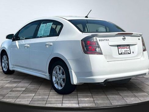 Used 2010 Nissan Sentra 2.0 SR FWD image 4