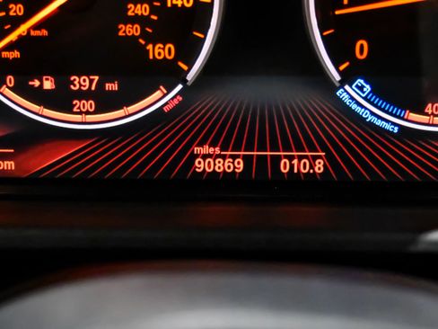 Used 2016 BMW X5 xDrive50i image 13