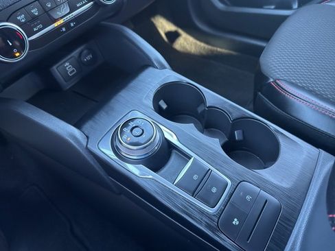 Used 2025 Ford Escape ST-Line image 15