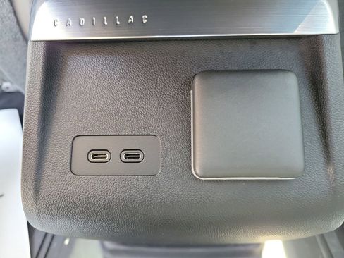 Used 2024 Cadillac Lyriq Sport w/ LPO, Floor Liner Package AWD/4WD image 12