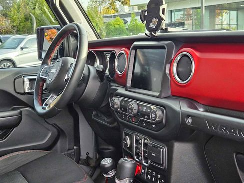 Used 2019 Jeep Wrangler Unlimited Rubicon image 12