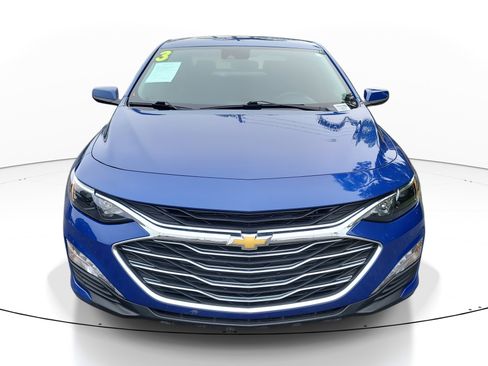 Used 2023 Chevrolet Malibu LT image 2