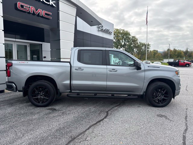 Certified 2023 Chevrolet Silverado 1500 RST w/ Rally Edition AWD/4WD image 8