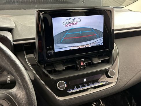 Used 2024 Toyota Corolla LE image 18