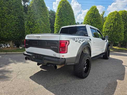 Used 2018 Ford F150 Raptor w/ Equipment Group 802A Luxury image 7
