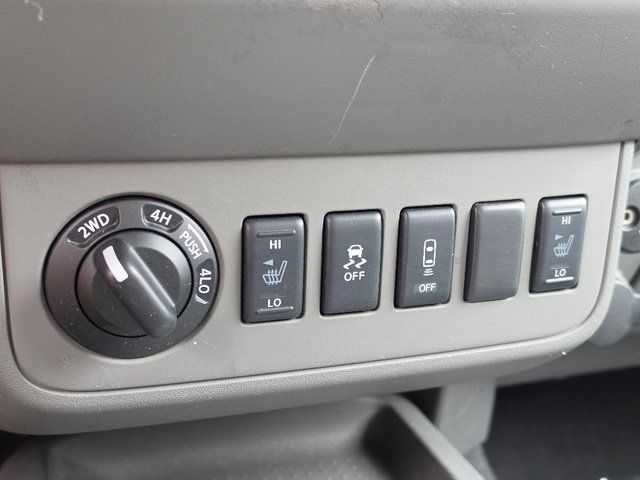 Used 2020 Nissan Frontier SV w/ Midnight Edition Floor Mats AWD/4WD image 26