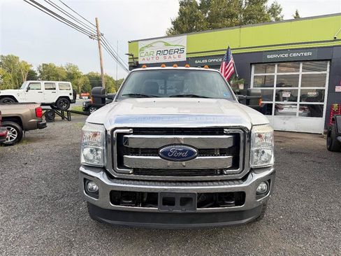Used 2016 Ford F250 Lariat w/ Lariat Interior Package AWD/4WD image 2