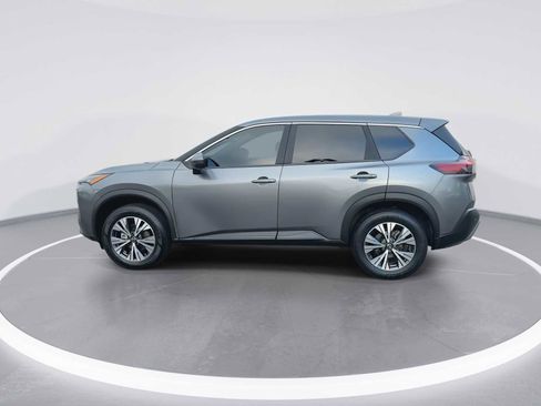Used 2022 Nissan Rogue SV image 5