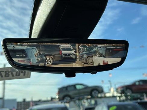 Used 2021 GMC Sierra 1500 Denali w/ Denali Ultimate Package image 26