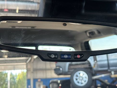 Used 2018 GMC Sierra 1500 SLT AWD/4WD image 23