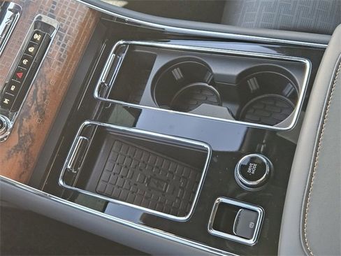 New 2025 Lincoln Aviator Black Label image 19