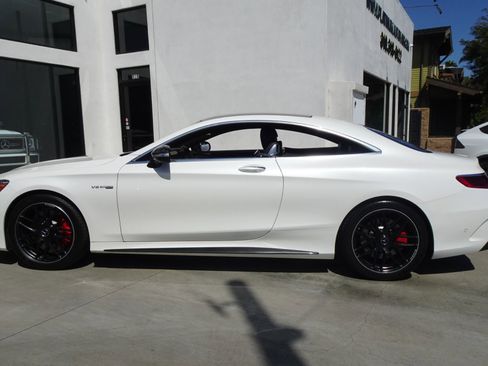 Used 2018 Mercedes-Benz S 63 AMG 4MATIC Coupe w/ Carbon Fiber Package image 3
