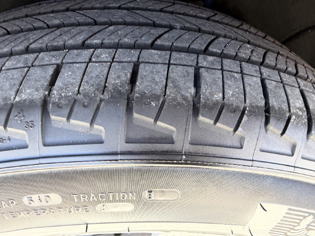 Used 2024 Chevrolet Equinox LT FWD image 39