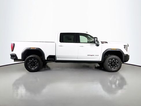 New 2026 GMC Sierra 2500 AT4X AWD/4WD image 8