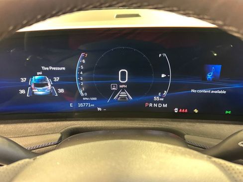 Used 2024 Cadillac XT4 Sport w/ Cold Weather Package image 31