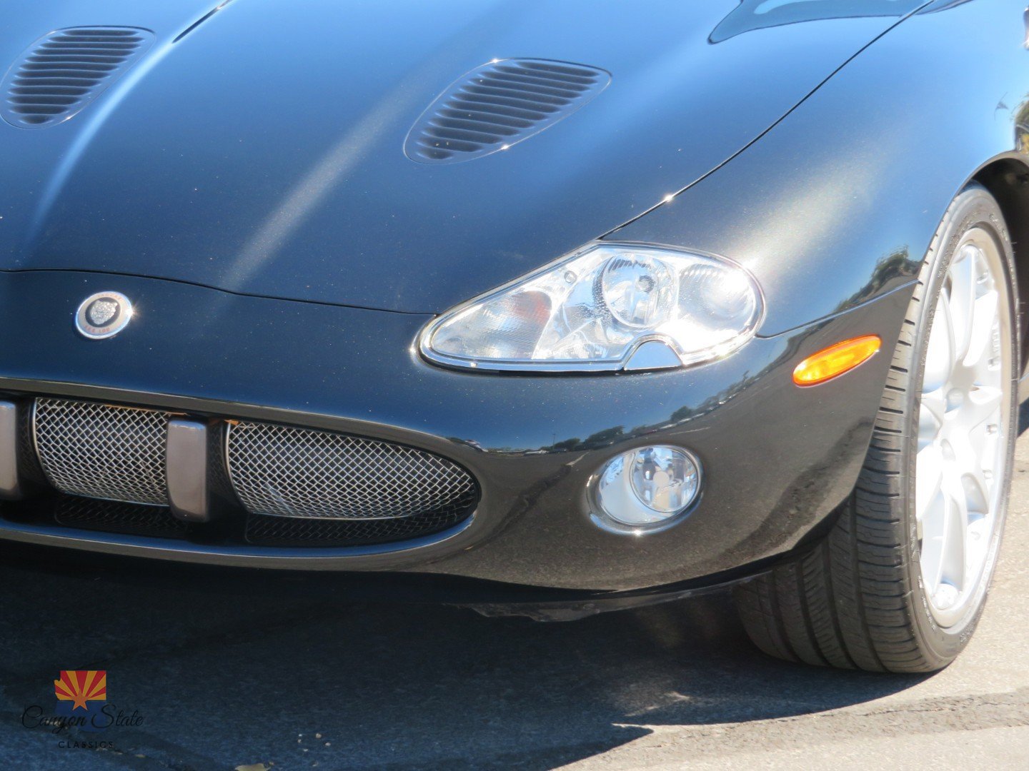 Used 2002 Jaguar XK8 Convertible RWD image 15