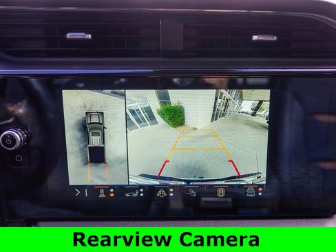 Used 2024 GMC Sierra 1500 AT4 w/ AT4 Preferred Package image 16