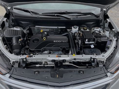 Used 2022 Chevrolet Equinox LS image 27