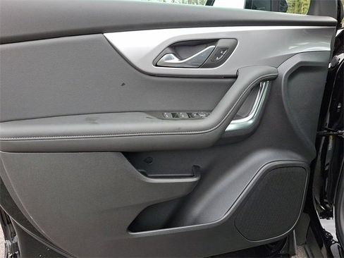 New 2026 Chevrolet Blazer LT w/ Midnight/Sport Edition image 8