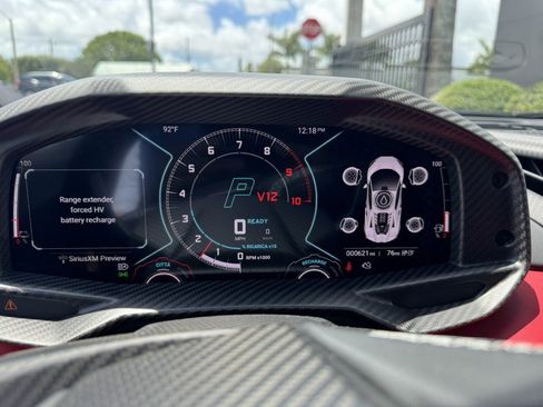 Used 2025 Lamborghini Revuelto AWD/4WD image 22