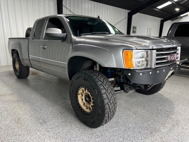 Used 2009 GMC Sierra 1500 SLE w/ Texas Edition RWD image 4