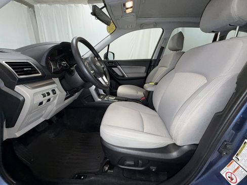 Used 2018 Subaru Forester 2.5i Premium w/ All-Weather Package AWD/4WD image 11