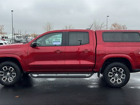 Certified 2024 Chevrolet Colorado Z71 w/ Z71 Convenience Package 2 image 8